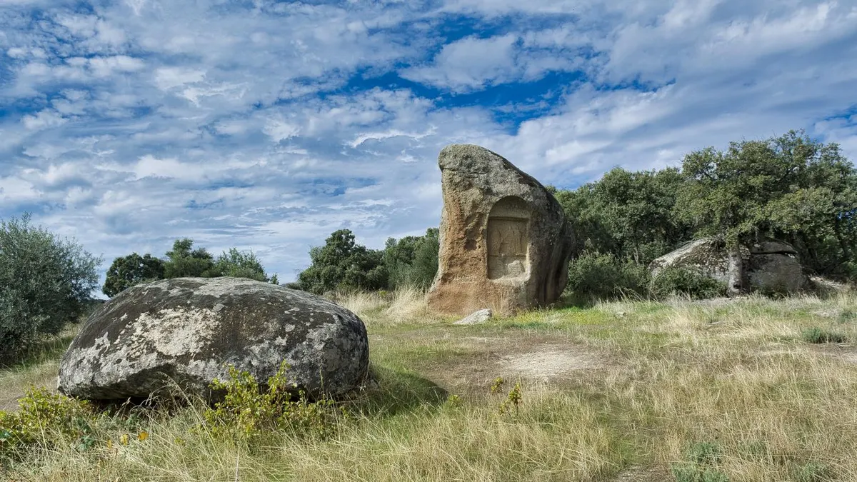 El desconocido santuario romano de Madrid: la Piedra Escrita de Cenicientos