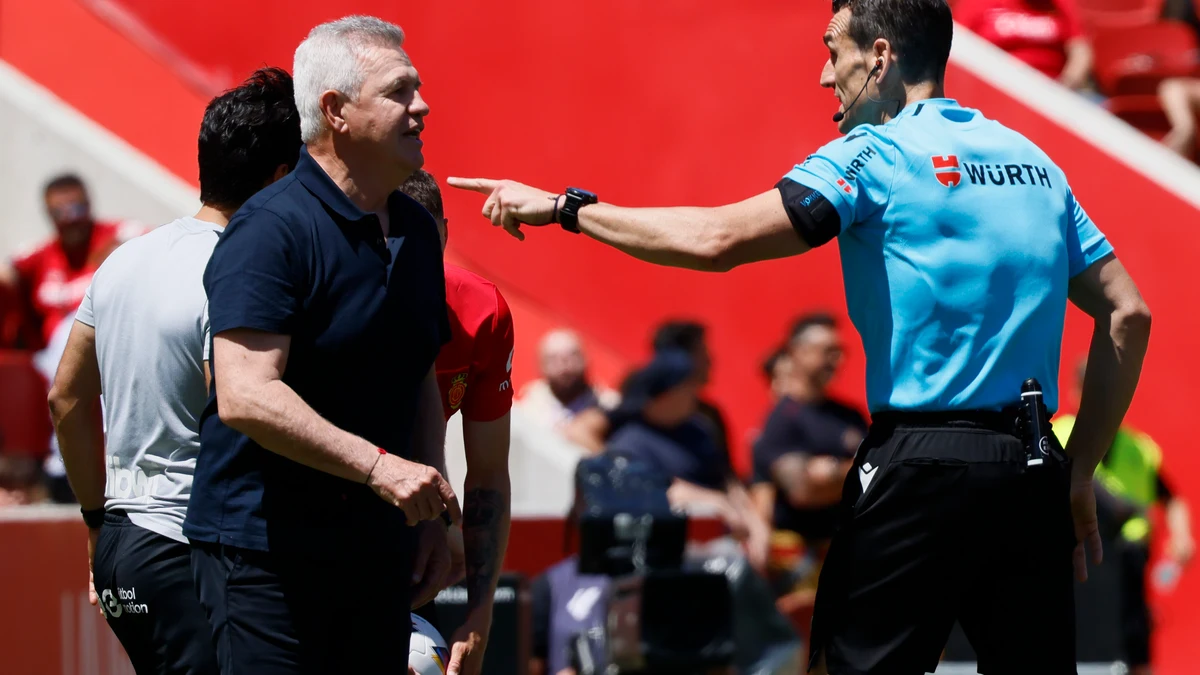 Javier Aguirre bendice al entrenador que podría relevarle al frente del Mallorca