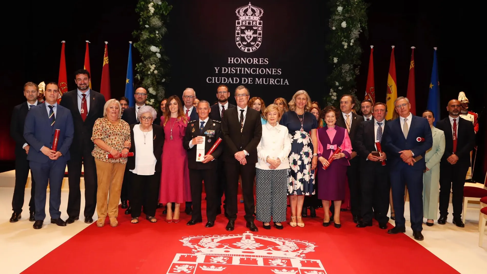 Ballesta reivindica “el sano orgullo de habitar una tierra con historia” en el Día de la Ciudad de Murcia