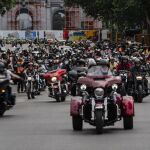 Más de 1.000 motos desfilan por las calles de Madrid este domingo 