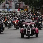 Más de 1.000 motos desfilan por las calles de Madrid este domingo 