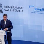 El president de la Generalitat, Carlos Mazón, presenta el Plan Simplifica