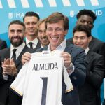 Almeida, en la celebración del título de Liga del Real Madrid