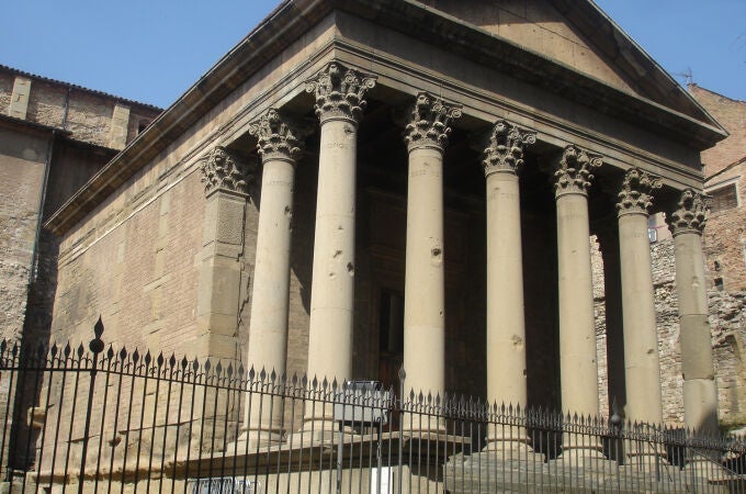 Este es el municipio de tres letras de Cataluña que tiene el templo romano mejor conservado de España 