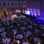 Patio de la Montería del Real Alcázar durante la cena de entrega del Premio Fernando Lara de Novela