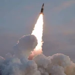 Corea.- Corea del Norte lanza varios misiles balísticos hacia el mar de Japón