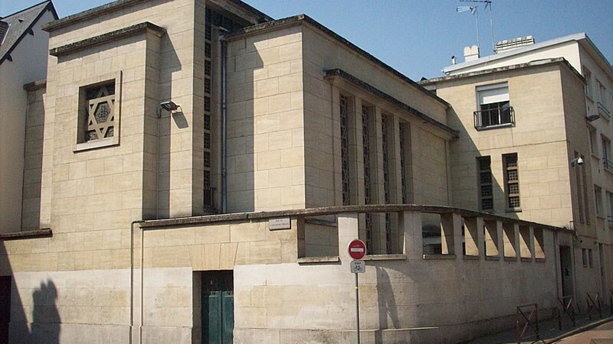 La policía abate a un hombre que intentaba prender fuego a una sinagoga en la ciudad francesa de Rouen