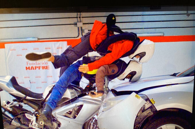 Aspar, el campeón español de motociclismo, recomienda el airbag de moto