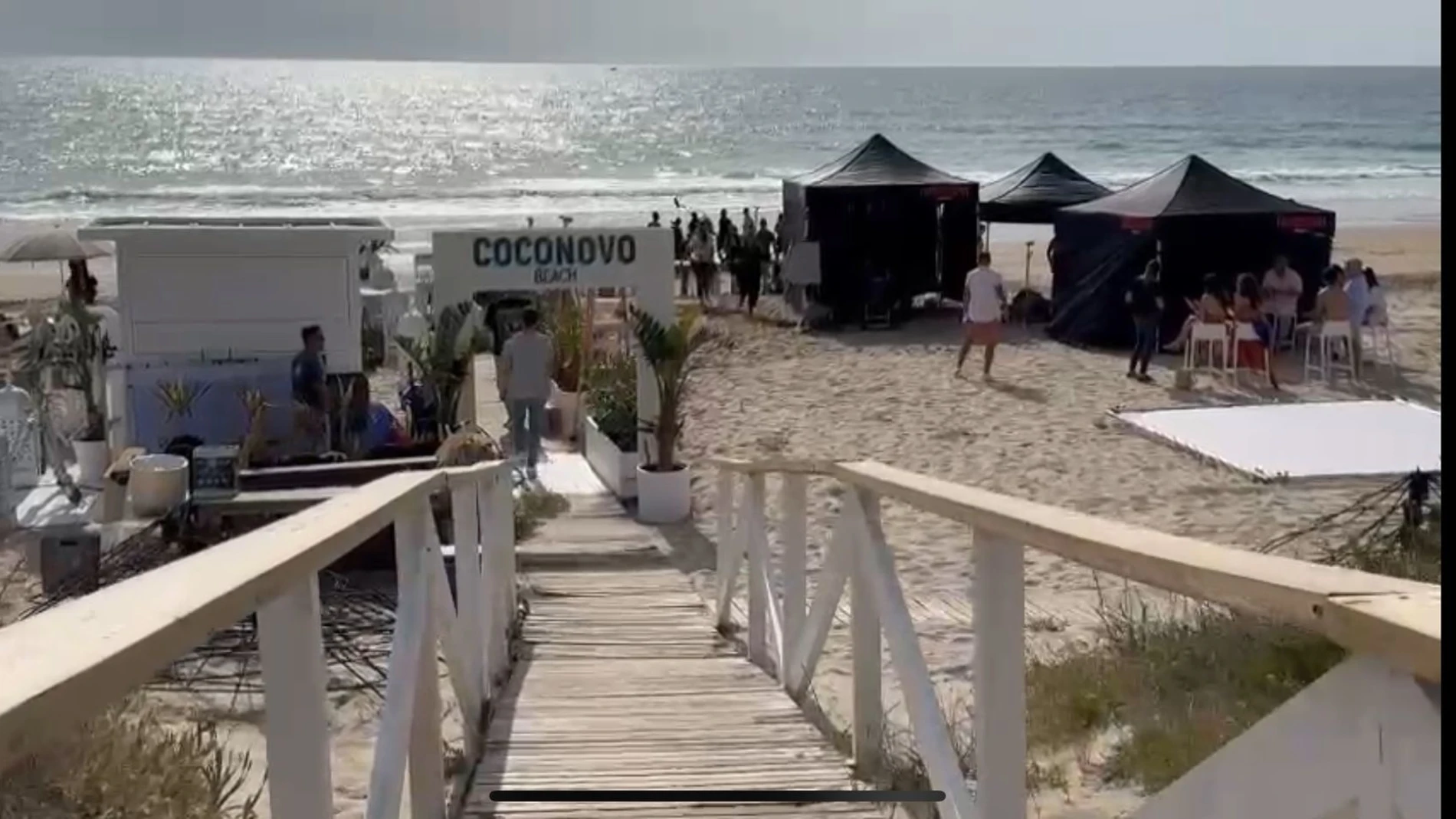 Rodaje en la playa de La Barrosa en el chiringuito Coconovo Beach