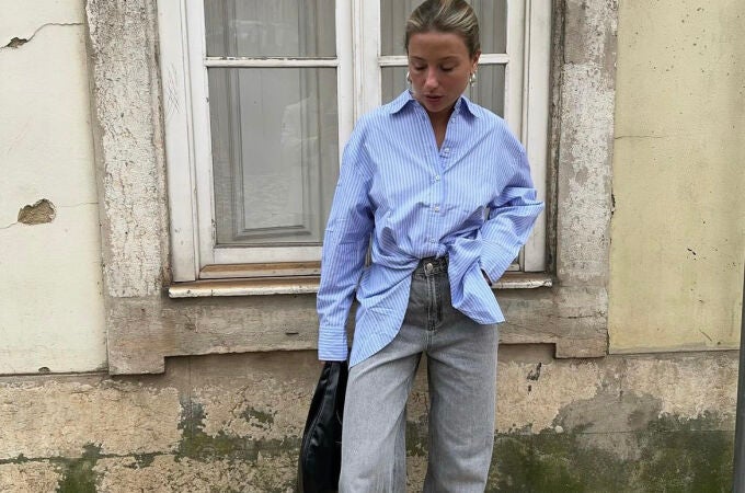 Si estás cansada de la clásica camisa blanca básica, te damos el truco definitivo para que tus looks dejen de ser aburridos