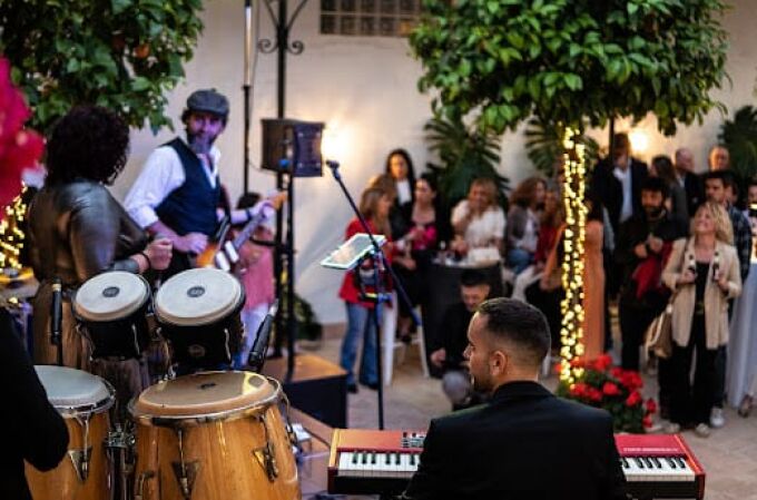 Un momento de la actuación del nuevo grupo "La Llave" en el Hotel Albariza de Sanlúcar de Barrameda