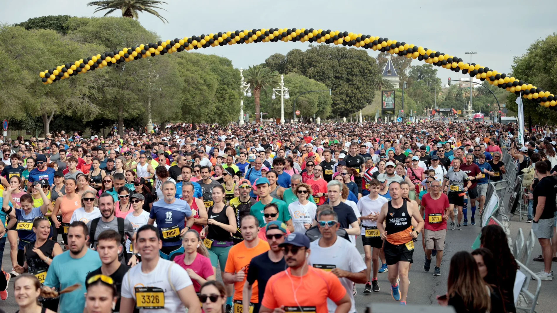 Siete mil corredores han cometido en un ambiente festivo