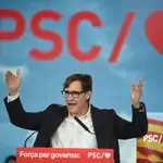 El líder del PSC y candidato del partido a la Presidencia de la Generalitat, Salvador Illa, interviene durante un acto del PSC, en el Palau de Congresos de Catalunya, a 18 de mayo de 2024.
