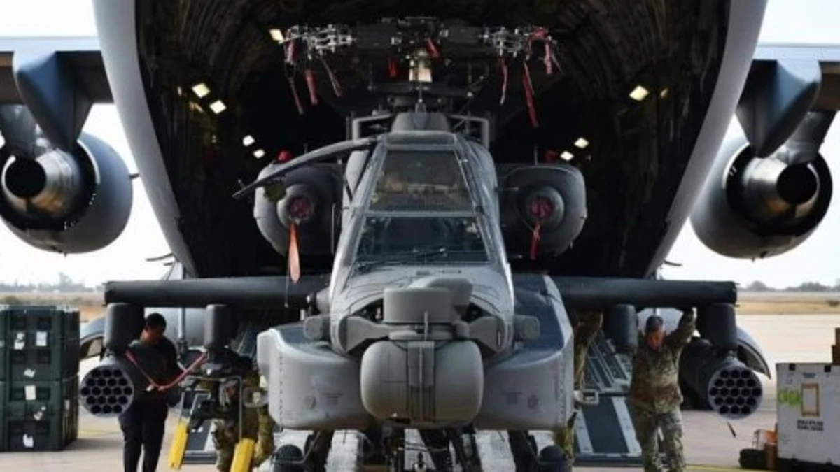 Llegan a Marruecos los helicópteros de combate Apache que participarán en las maniobras África-Lion