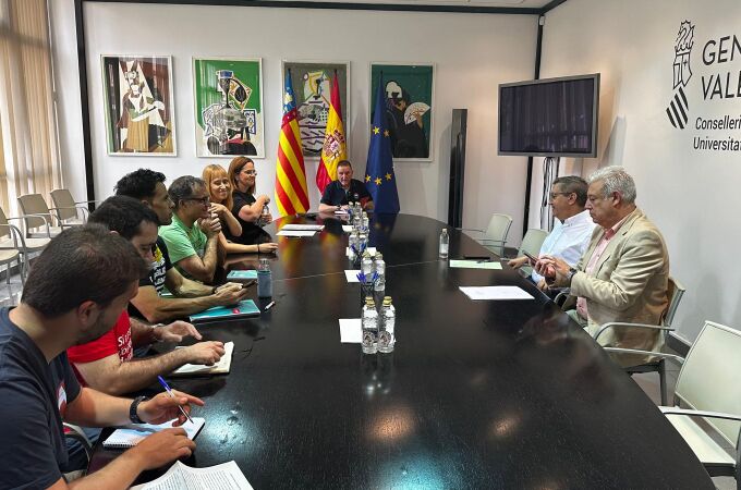 José Antonio Rovira se reúne con representantes de sindicatos y asociaciones educativas
