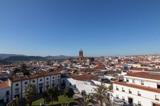 Conoce el encanto de un pueblo de Extremadura que parece sacado de un cuento de hadas