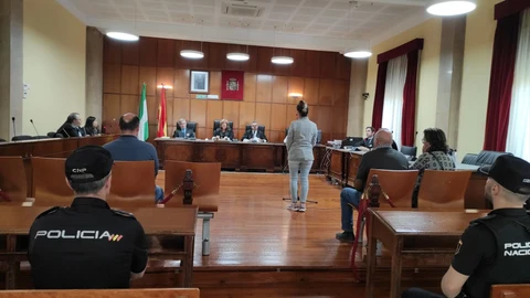 Los acusados durante el juicio