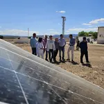 La consejera Sara Rubira visita la instalación fotovoltaica de la Comunidad de Regantes Pozo de Santiago de Yecla