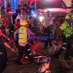 Suben a 5 muertos y 50 heridos tras caída de templete en acto de opositor Máynez en México