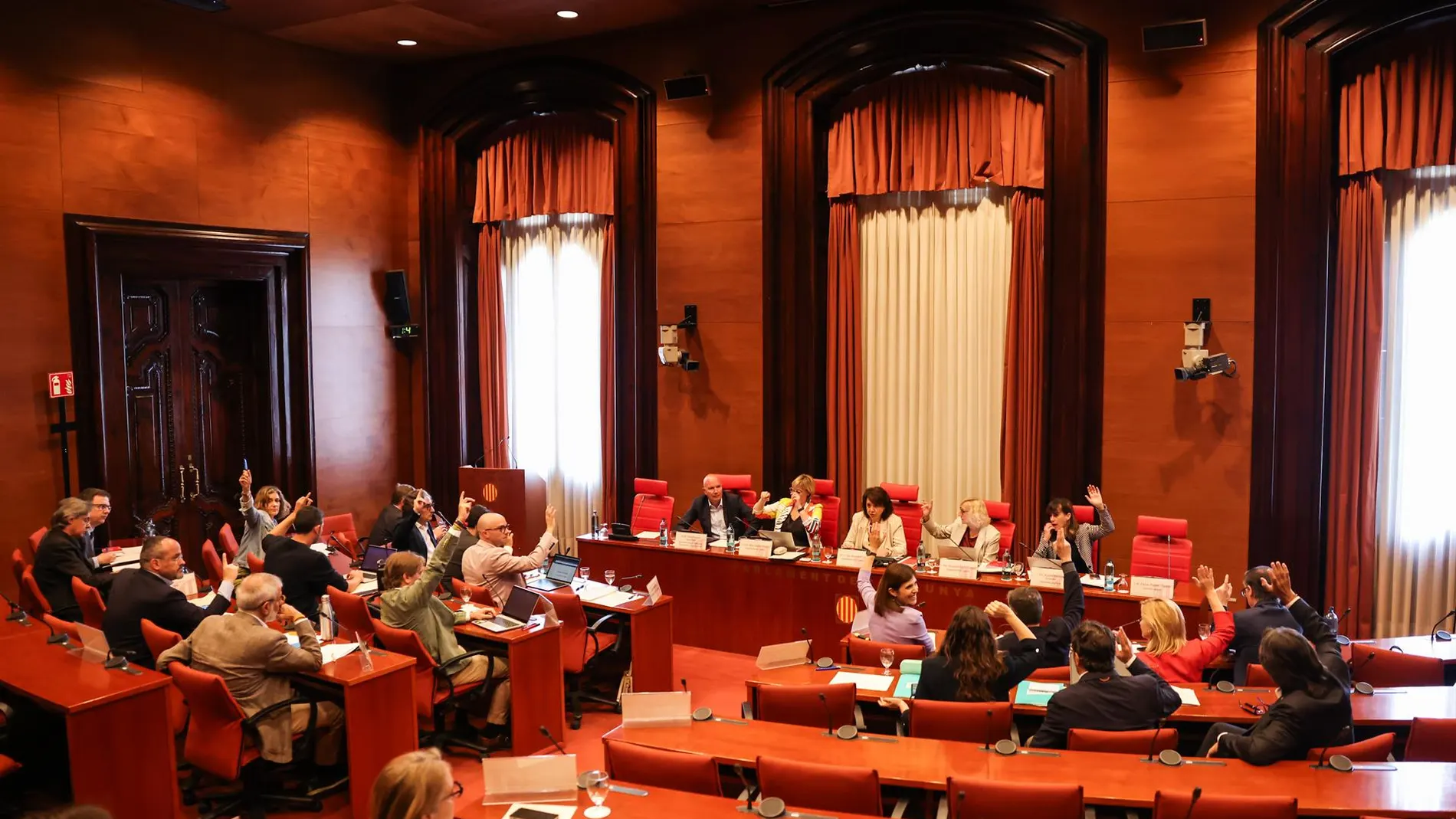 La Diputación Permanente del Parlamento catalán valida el decreto del Govern de medidas urgentes por sequía