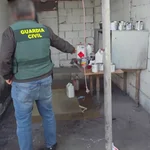 Desmantelados dos talleres clandestinos de reparación de vehículos en Murcia