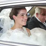 María de Chiris llegando a la boda junto a su padre