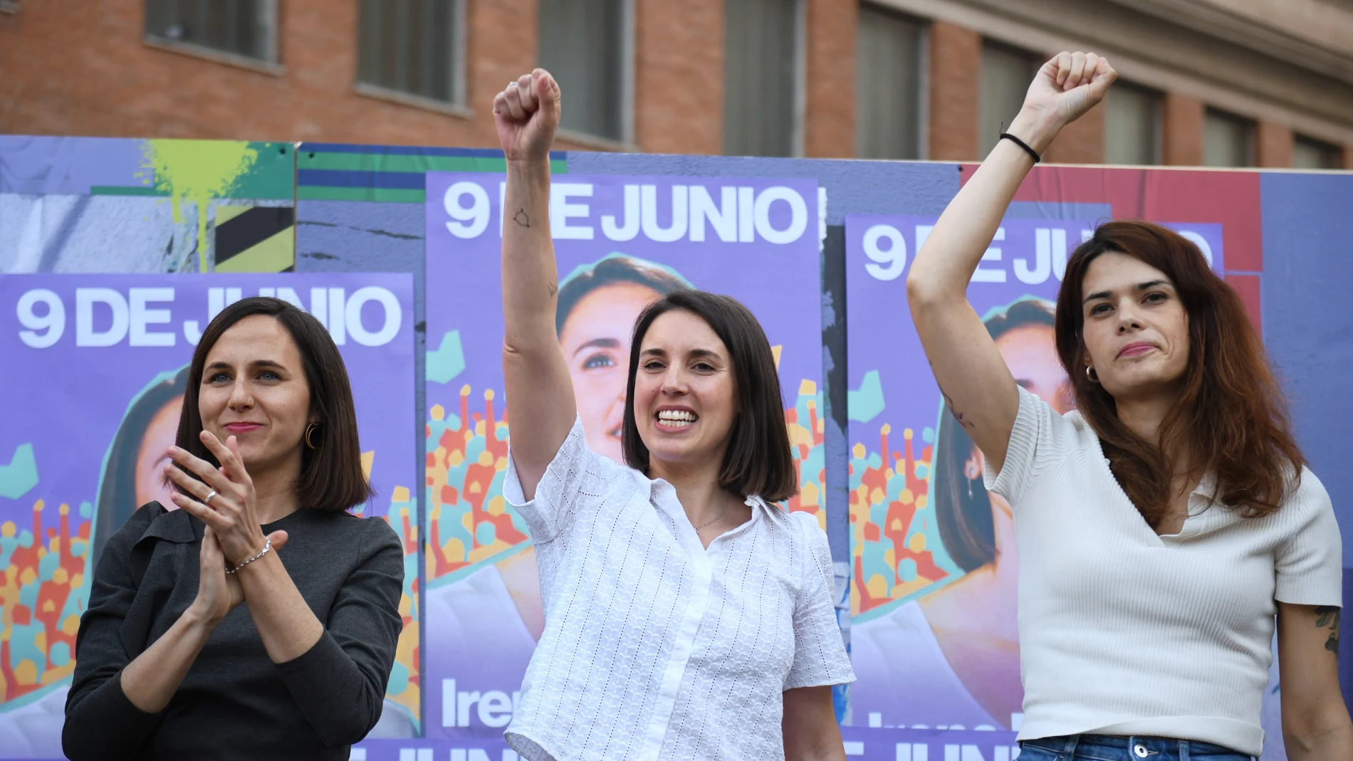La secretaria general de Podemos, Ione Belarra; la candidata a las elecciones europeas, Irene Montero, y la portavoz, Isa Serra