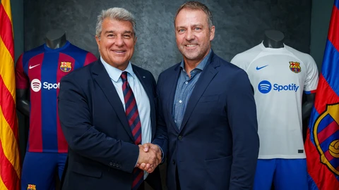 Hans Flick firma dos temporadas con el Barcelona