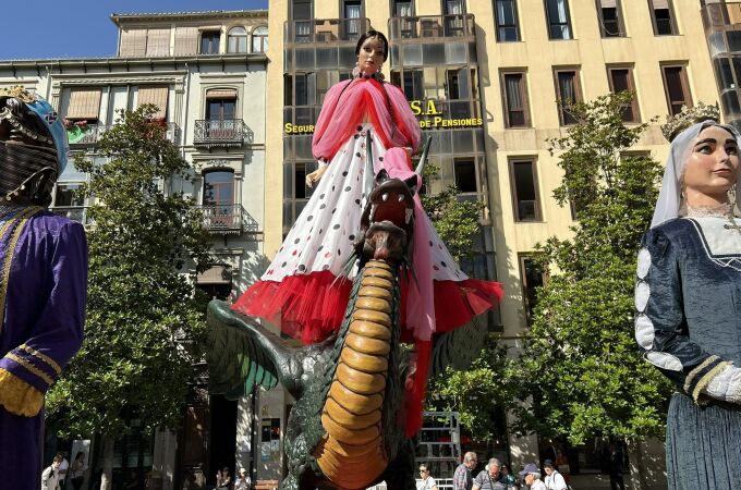 Desfile de la Tarasca por las calles de Granada