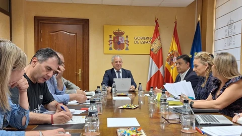 El delegado del Gobierno, Nicanor Sen, preside la comisión autonómica de seguimiento del programa de fomento del empleo agrario