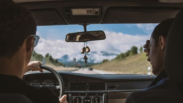 Así son las gafas virales de TikTok para no marearse en los trayectos en coche 