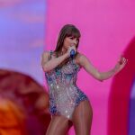 Taylor Swift reúne a políticos, actores estadounidenses y cantantes en su primera noche en el Bernabéu: "Es un fenómeno"