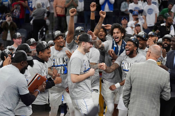 Los Mavs, después de proclamarse campeones del Oeste