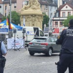 Policía tras un ataque en Mannheim, Alemania