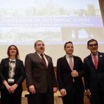 Rocío Lucas en el acto celebrado en la USAL junto a García Carbayo, Corchado y Antonio Flores