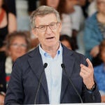 Feijóo clausura en Santander un foro dedicado al área de Mujer, Familia y Conciliación