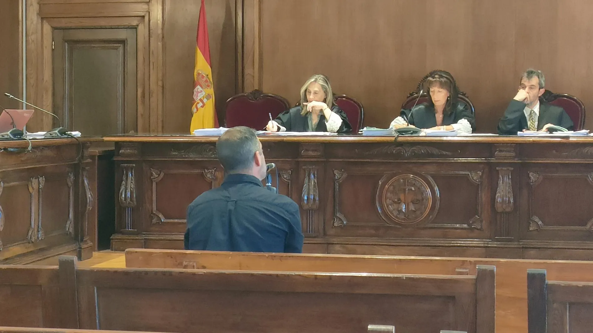 La vista se ha celebrado en la sección cuarta de la Audiencia Provincial de Pontevedra.