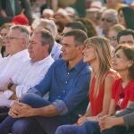 Pedro Sánchez y Teresa Ribera participan en un acto de campaña por el 9J en Benalmádena, Málaga