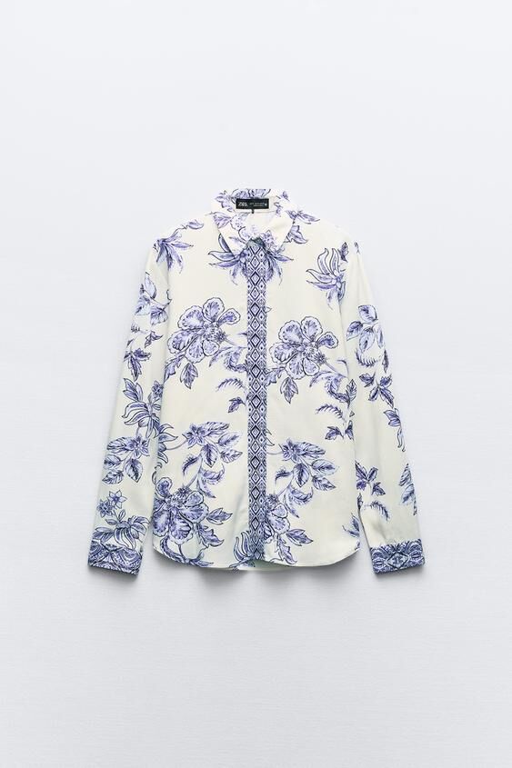 Blusa de estilo griego.