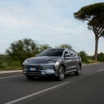 BYD entra en el mercado de los híbridos con su modelo Seal U DM
