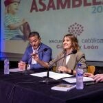 La consejera de Educación, Rocío Lucas, junto a Ricardo Bernardo Redondo y Javier Pérez Canal