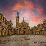 La Universidad Laboral de Gijón está reconocida como Bien de Interés Cultural y se trata del edificio más grande de España