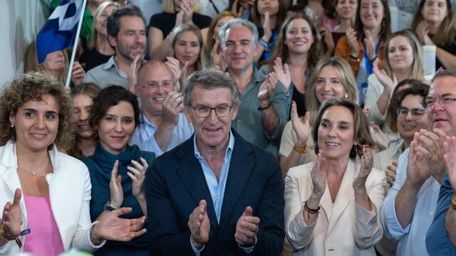 Feijóo celebra la victoria del PP