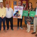 Magali Corada, concejala de Turismo; Jesús Sevilla, diputado provincial y concejal de Urbanismo; Ramón Ortega, teniente de alcalde aguilarense; Jorge Sanz, técnico de Cultura; Soraya Isasi, concejala de Cultura; y Paco Hevia, director Corporativo de Galletas Gullón