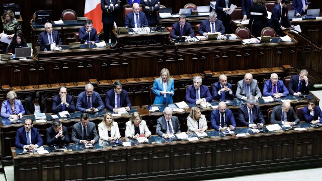 Italia.- Un diputado de la Liga italiana golpea en la cabeza a otro del M5S en la Cámara de Diputados