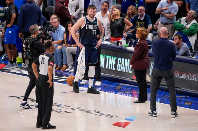 Doncic fue eliminado por seis faltas a cuatro minutos para el final del partido