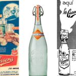 Varias imágenes de carteles publicitarios antiguos de 'La Casera' y otra de su primera botella con tapón mecánico