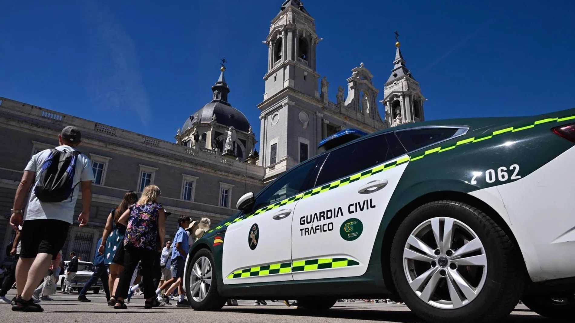 La Guardia Civil de Tráfico celebra su 65 cumpleaños con una exposición en el centro de Madrid