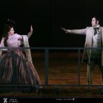 Sabina Puértolas e Ismael Jordi en la adaptación de «Doña Francisquita» del Teatro de la Zarzuela