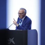 El presidente de CriteriaCaixa, Isidro Fainé, interviene durante la presentación del nuevo Plan Estratégico 2025-2030 de CriteriaCaixa, a 17 de junio de 2024, en Barcelona, Catalunya.